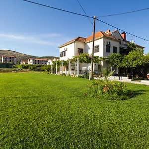 https://apartments-svilan.splithotels.org